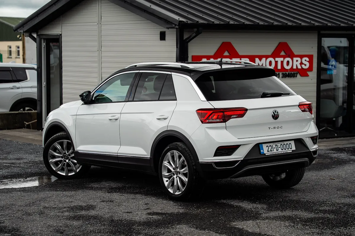 2022 Volkswagen T-Roc Diesel Automatic - Image 2