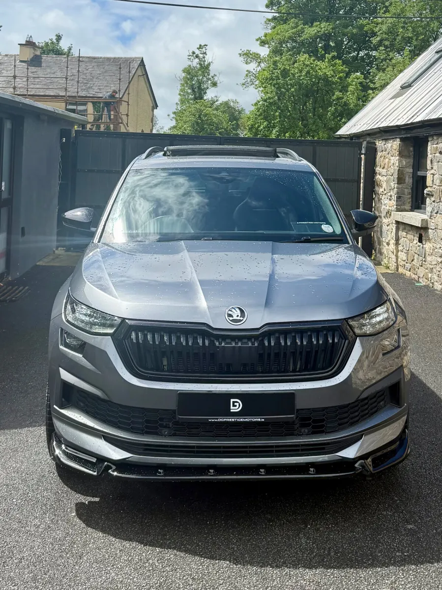2022 SKODA KODIAQ SPORTLINE DSG 150 BHP BLACK PACK - Image 2