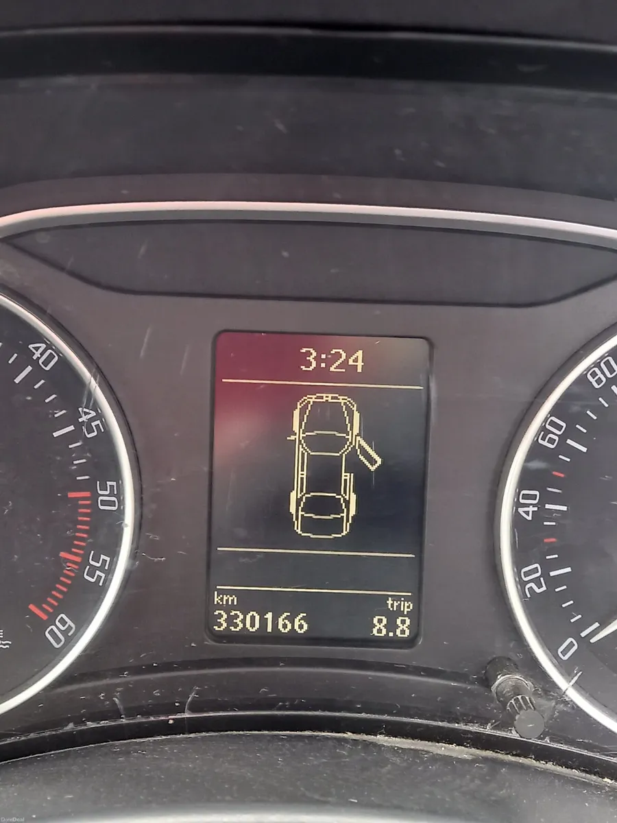 2012 Skoda Octavia 1.6 Diesel - Image 2