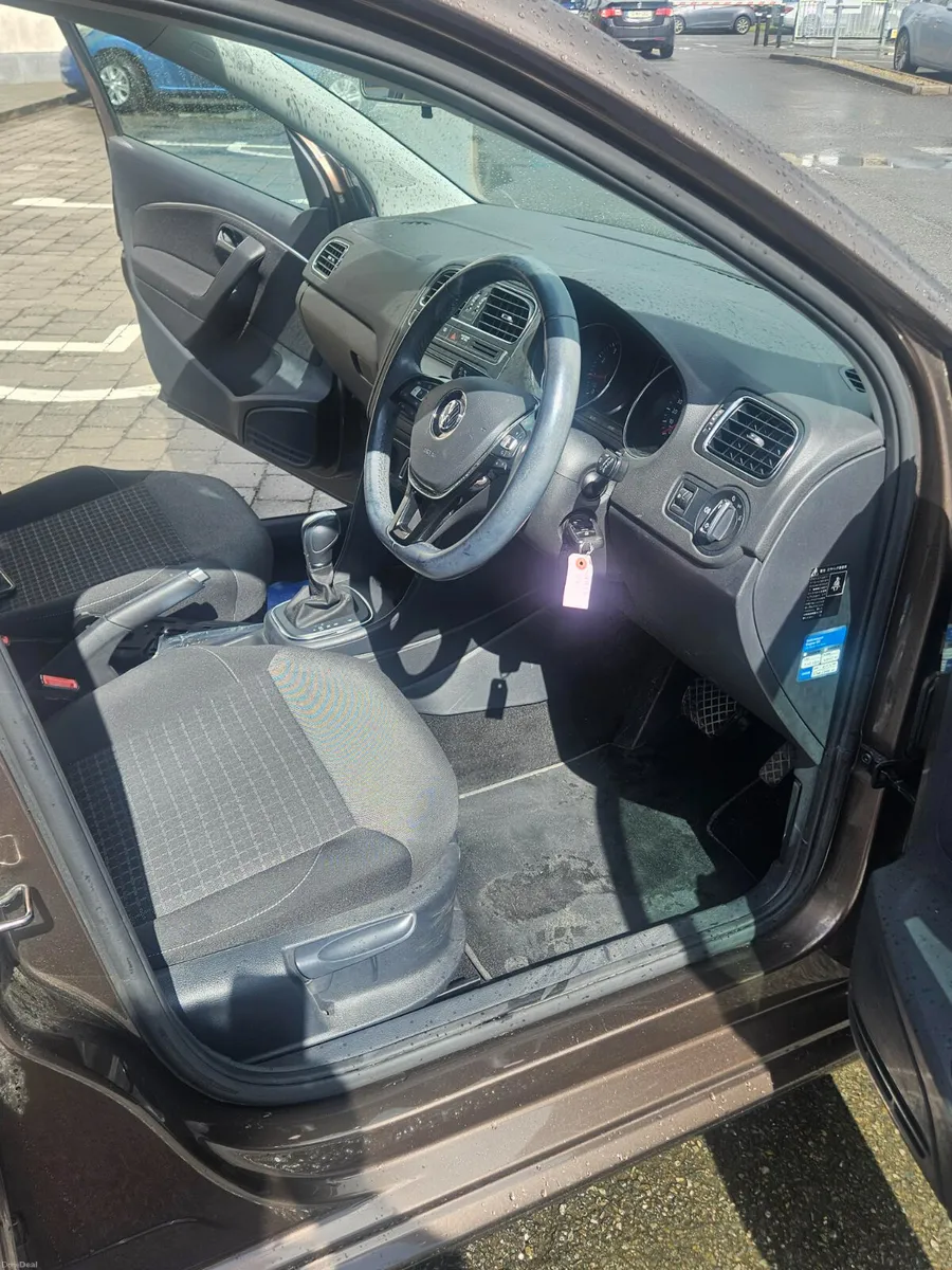 2015 VW POLO AUTOMATIC IMACULATE - Image 4