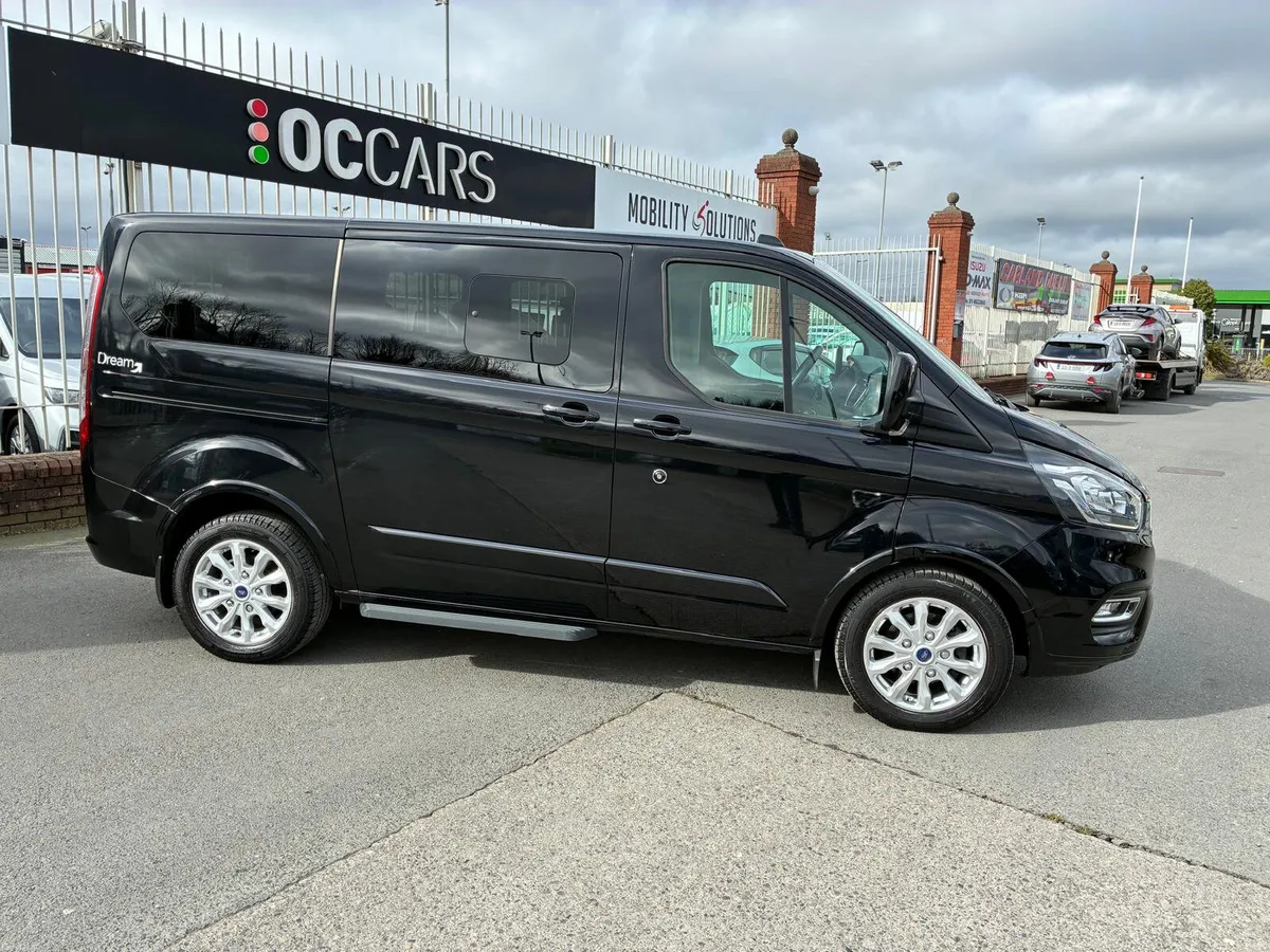 Ford Custom Dream Internal Transfer 5 Seats+WC - Image 4