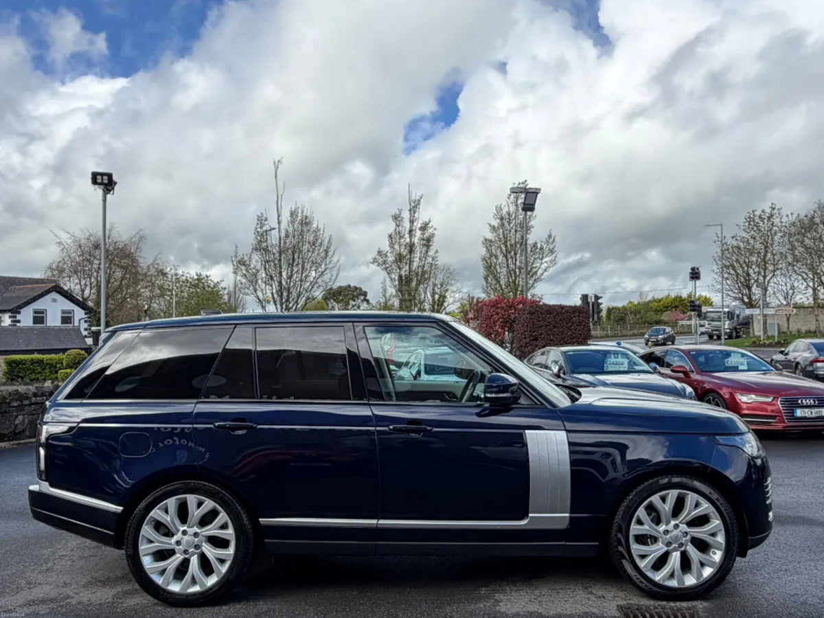 Land Rover Range Rover VOGUE SE P400E Auto *Huge S - Image 4