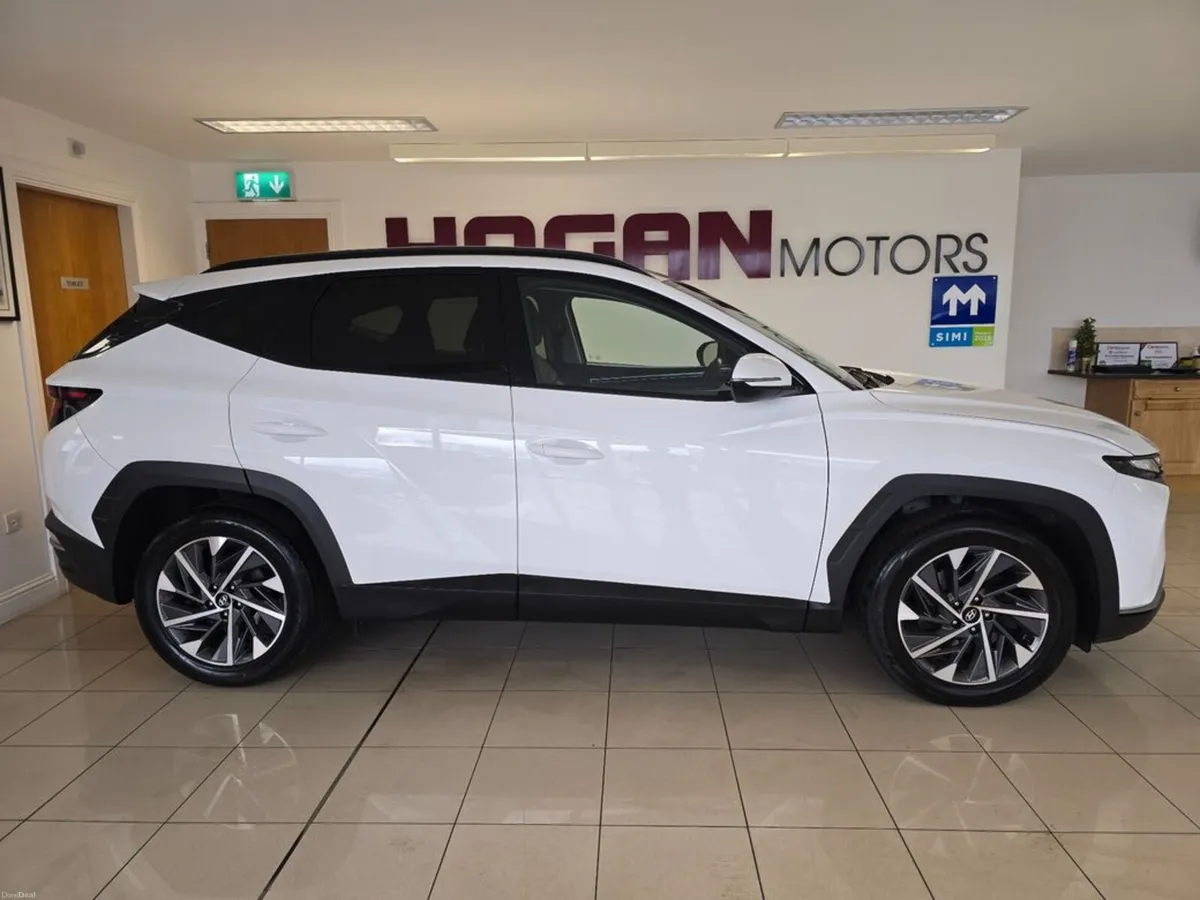 Hyundai Tucson Executive Diesel - Image 3