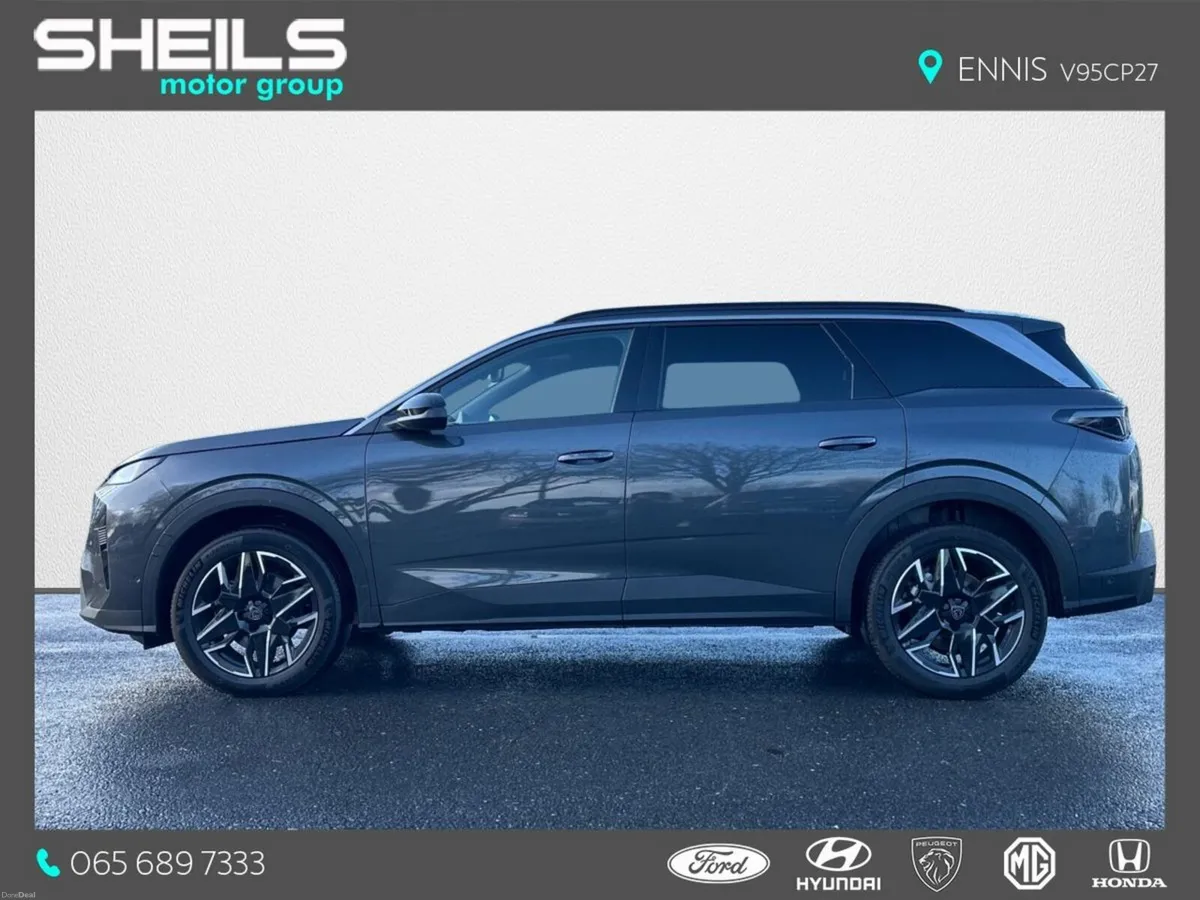 Peugeot 5008 1.2 MHEV 145bhp E-DCS6 Allure**DEMO** - Image 6