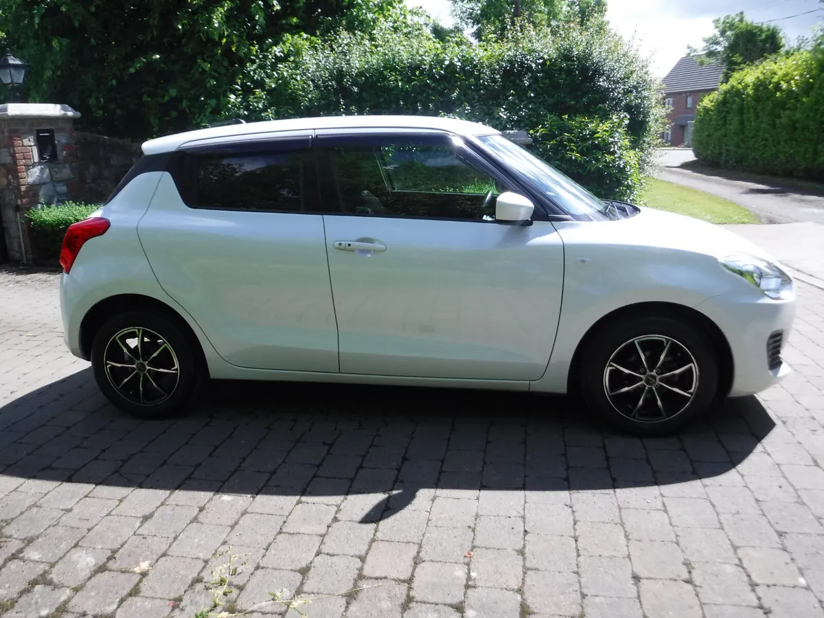 SUZUKI SWIFT 1.2 AUTO LOW MILEAGE - Image 2