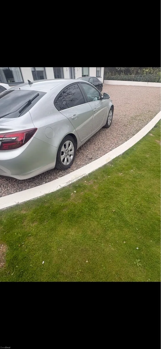 2017 Opel insignia NCT 03/27 TAX 04/26 - Image 3