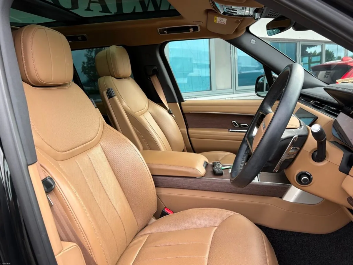 Land Rover Range Rover Plug in Hybrid / Warranty u - Image 4