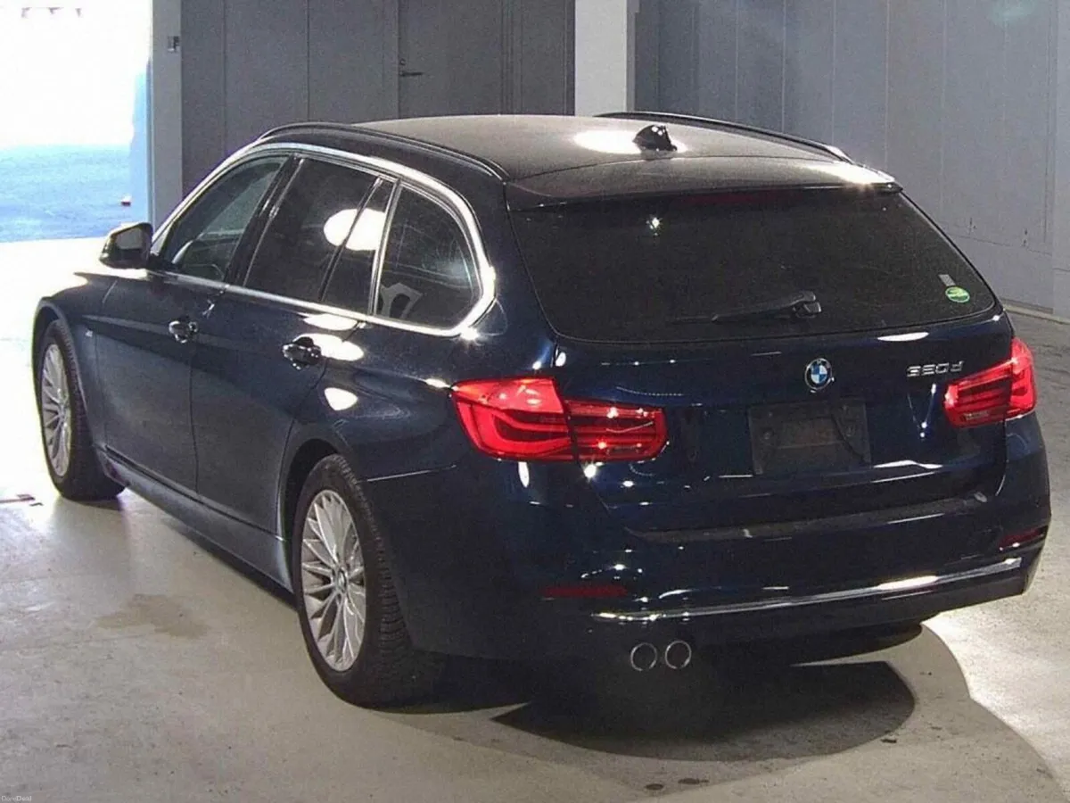 BMW 320D TOURING LUXURY AUTO 2017 - Image 6