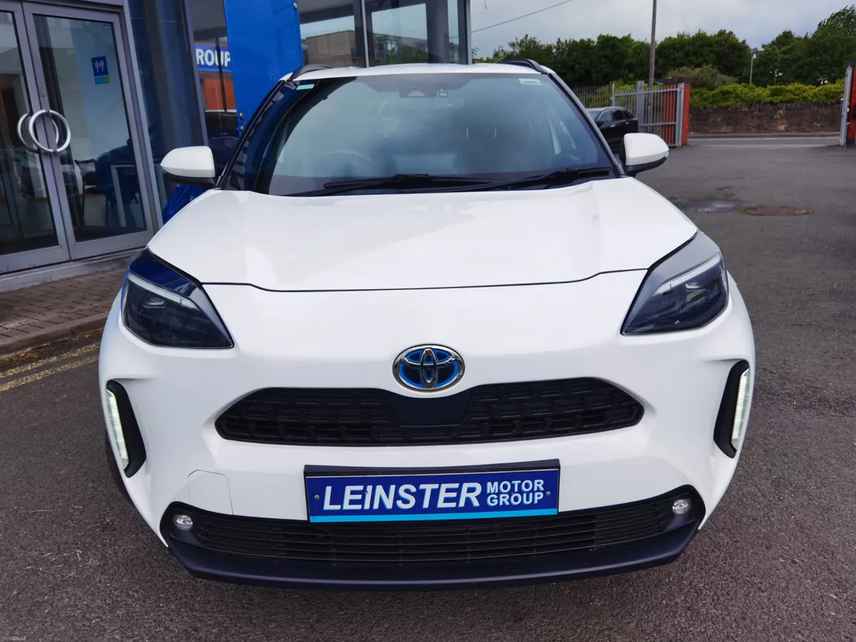 TOYOTA YARIS CROSS 1.5 DESIGN AUTO PETROL HYBRID - Image 2