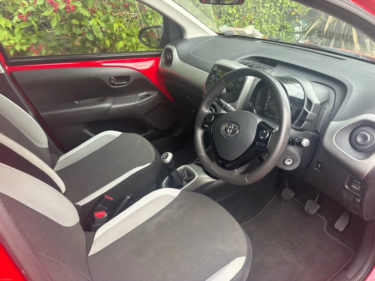 151 Toyota Aygo - Image 6