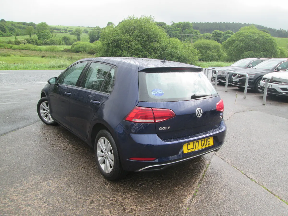2017  VOLKSWAGEN  GOLF  1.6  TDI  SE  NAV  5DR - Image 4