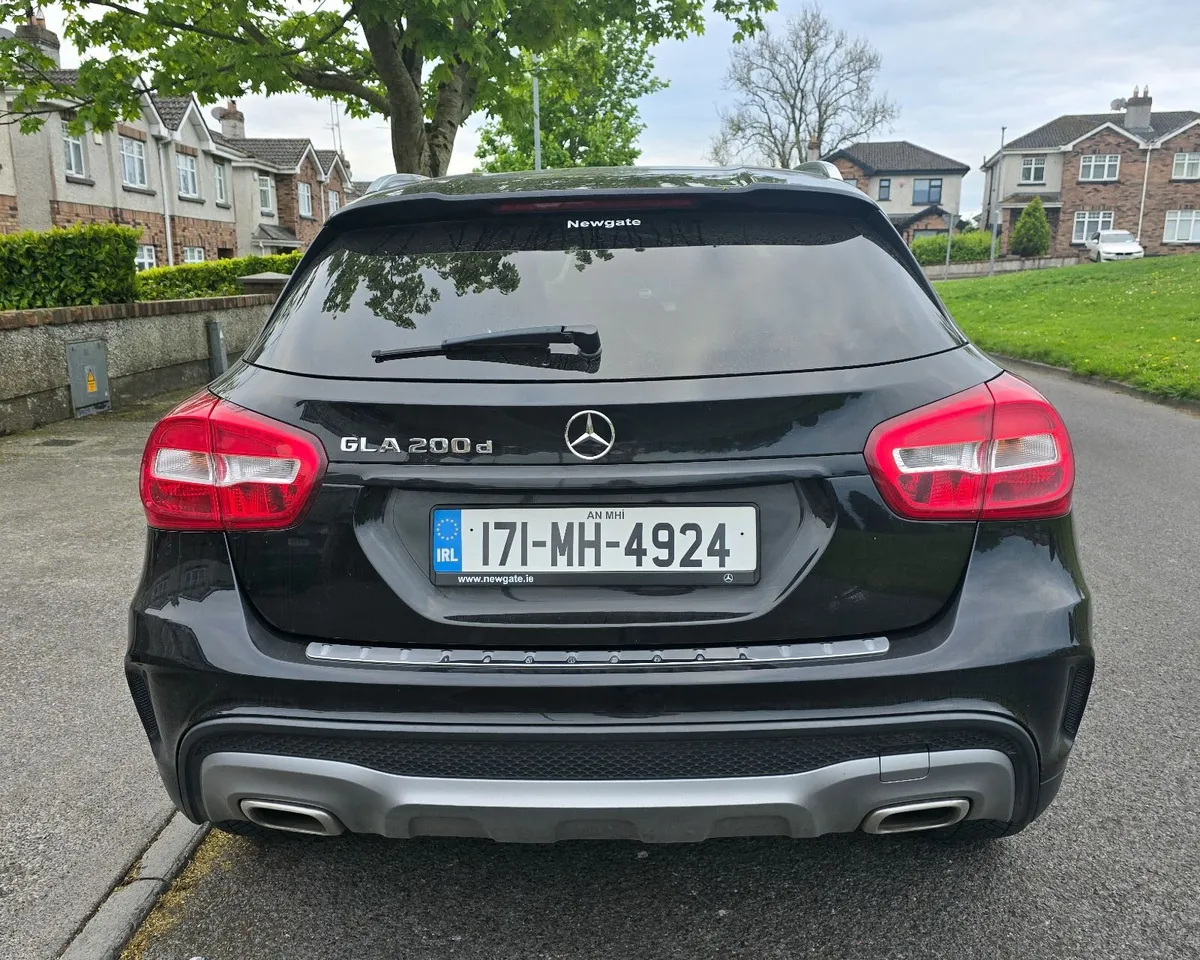 Mercedes-Benz GLA 2017 - Image 6