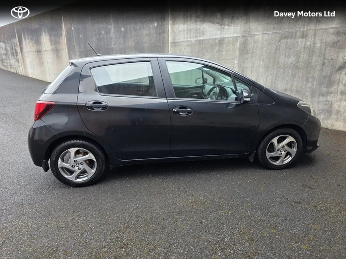 Toyota Yaris YARIS 1.4D 5DR LUNA MC - Image 3