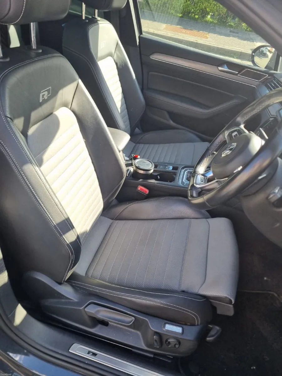 Volkswagen Passat 2018 - Image 3