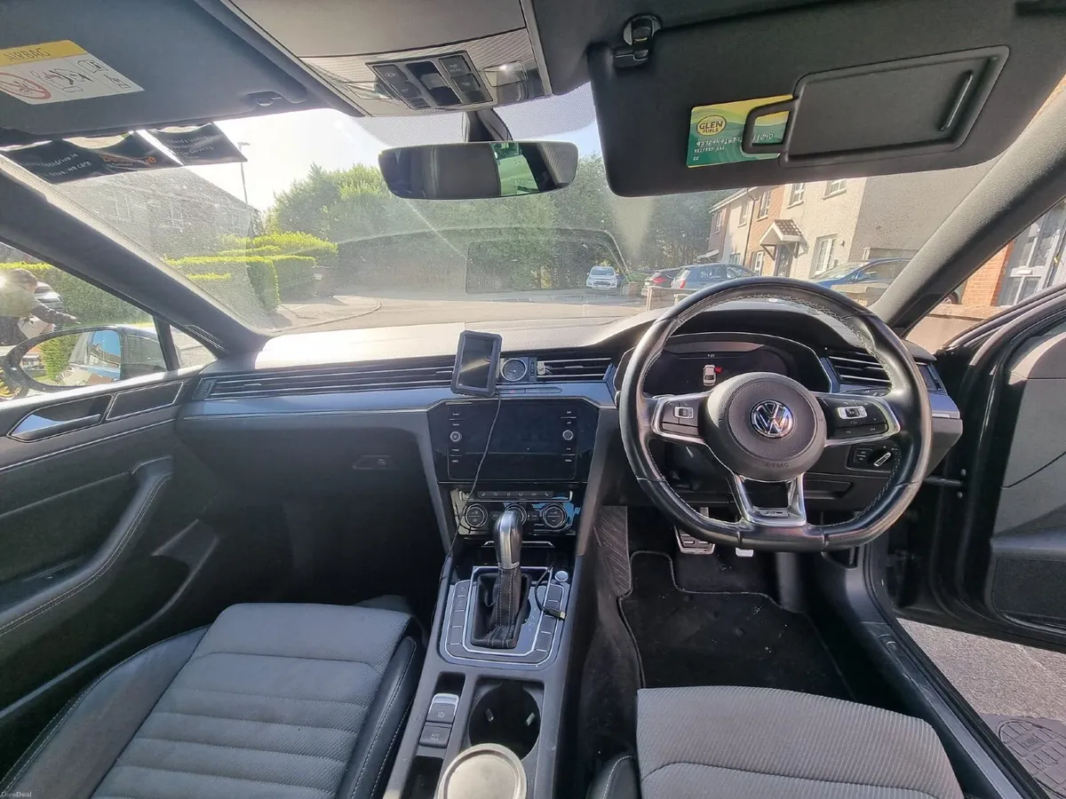 Volkswagen Passat 2018 - Image 4