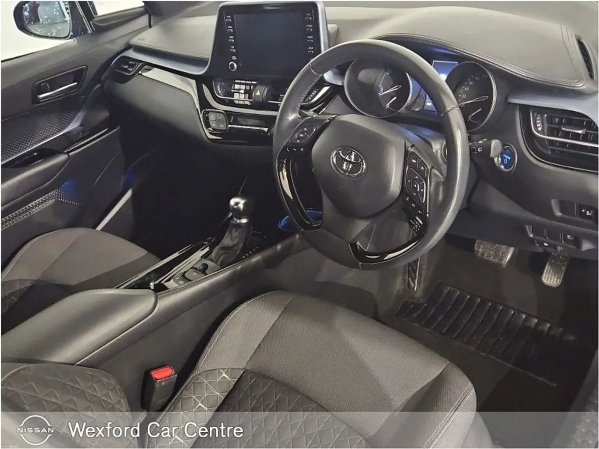 Toyota C-HR 1.8 HYBRID SPORT - Image 2