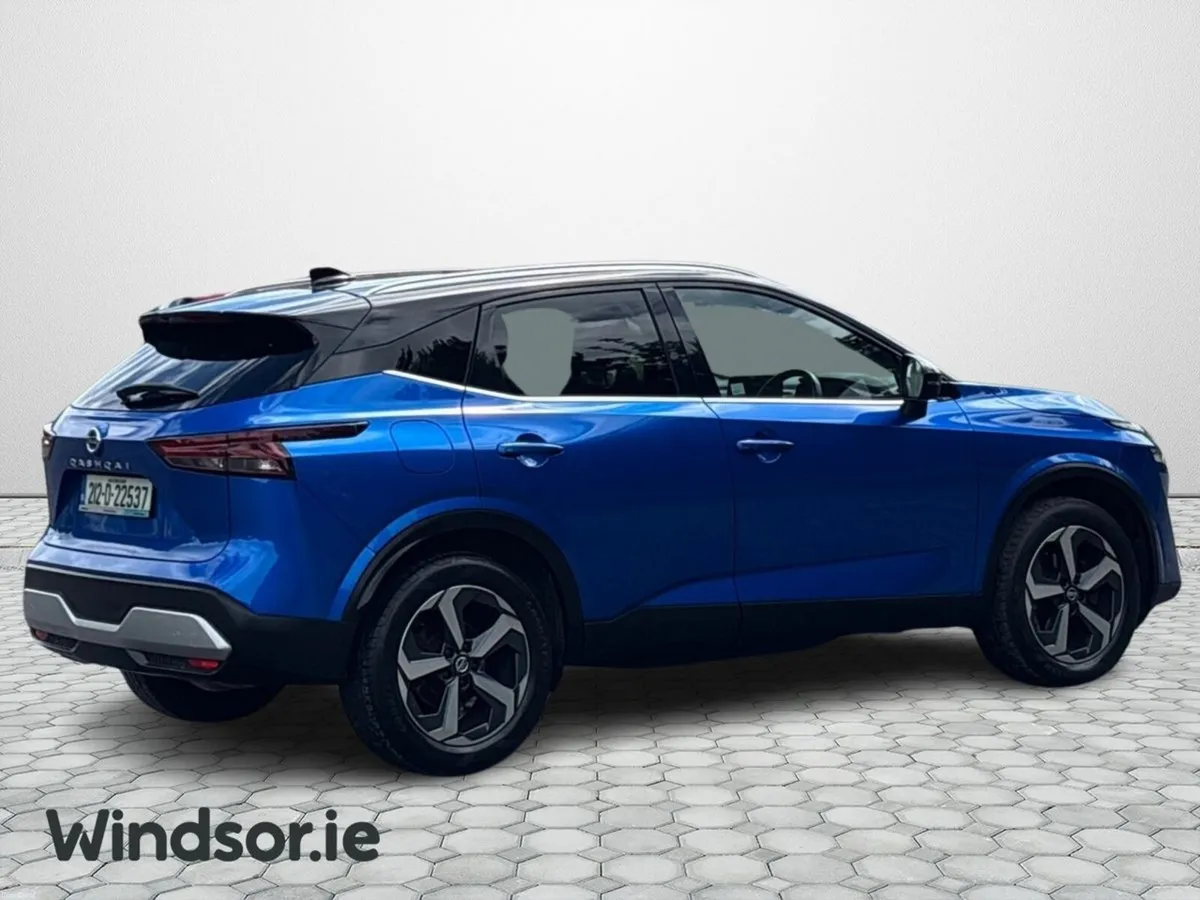 Nissan Qashqai 1.3 PET MILD HYBRID SV PREMIUM CVT - Image 3