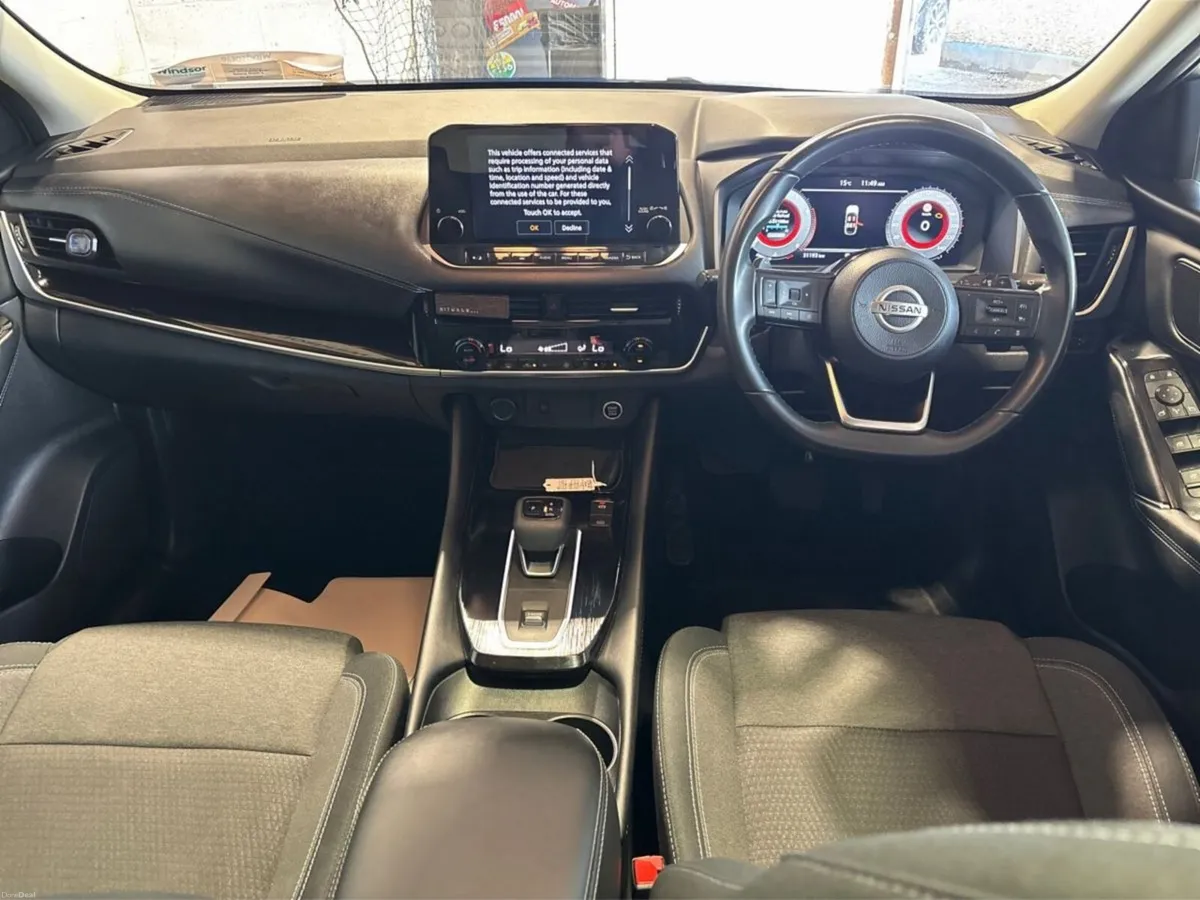 Nissan Qashqai 1.3 PET MILD HYBRID SV PREMIUM CVT - Image 4