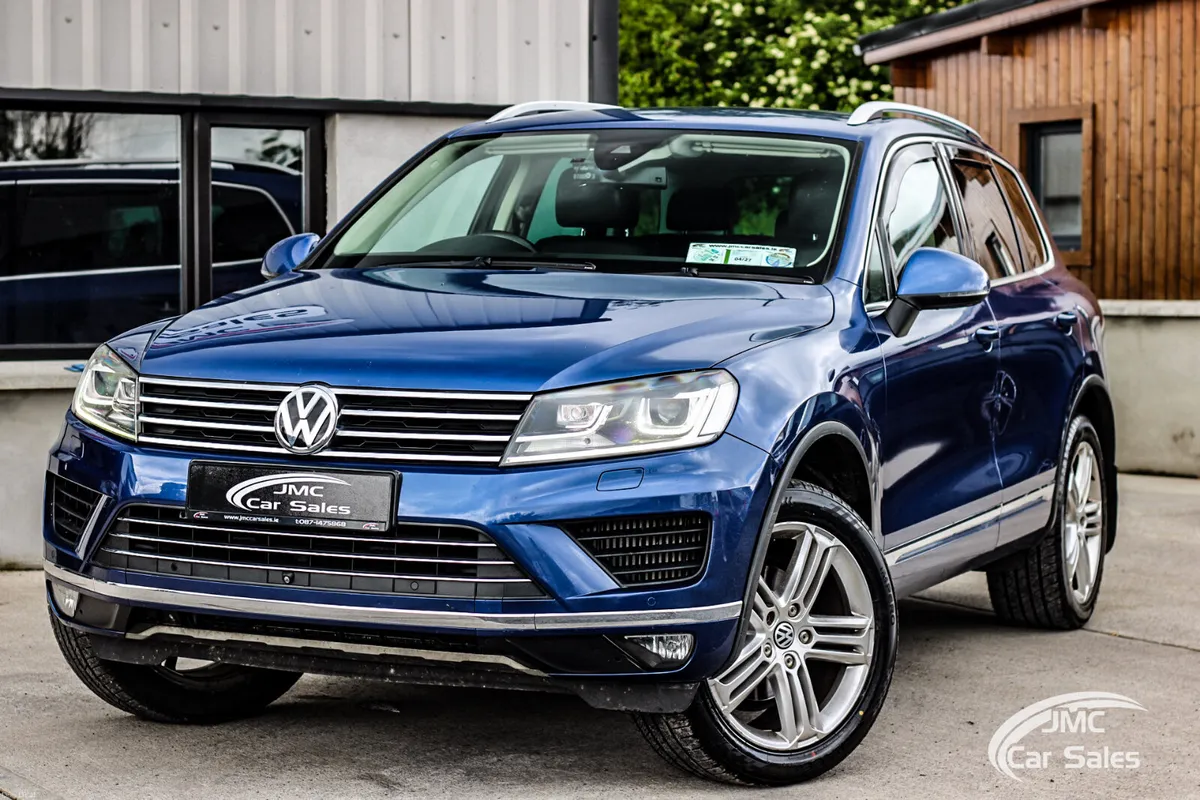 2016 VOLKSWAGEN TOURAG CREWCAB 4 MOTION V6 - Image 1