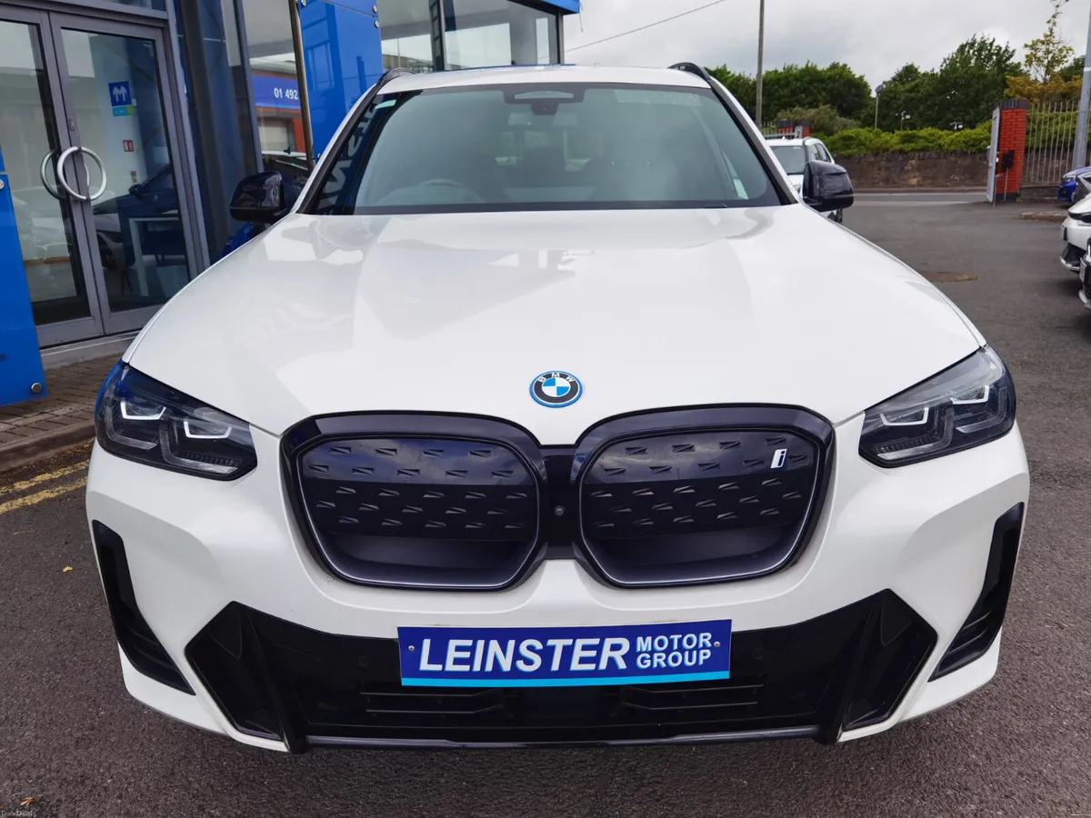 BMW IX3 80KWH M SPORT PRO **HUGE SPEC** - Image 3