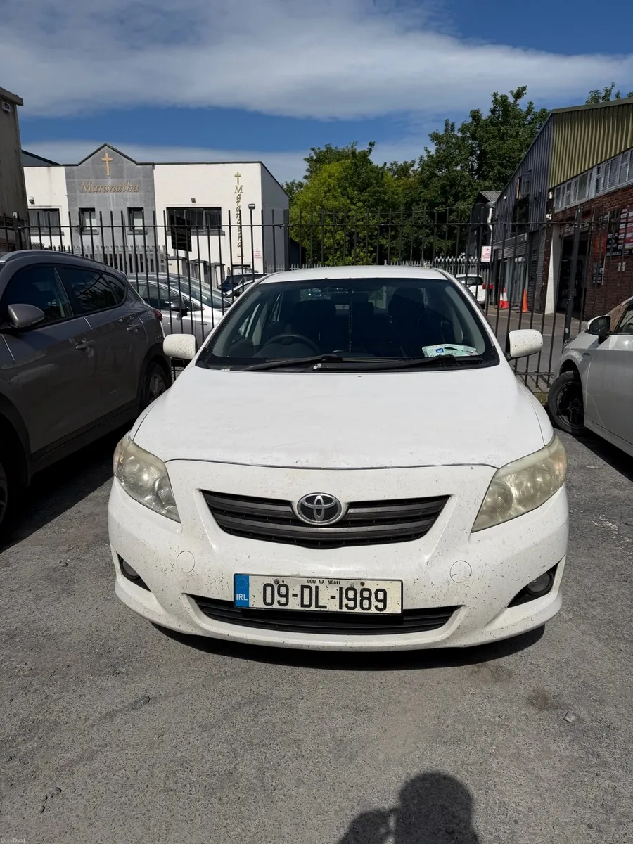 toyota corolla - Image 1