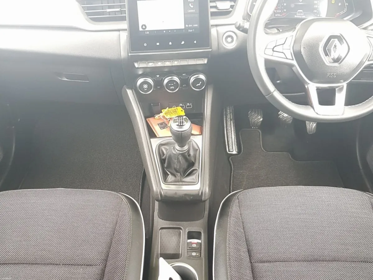 Renault Captur TCe 90 Techno - Image 4