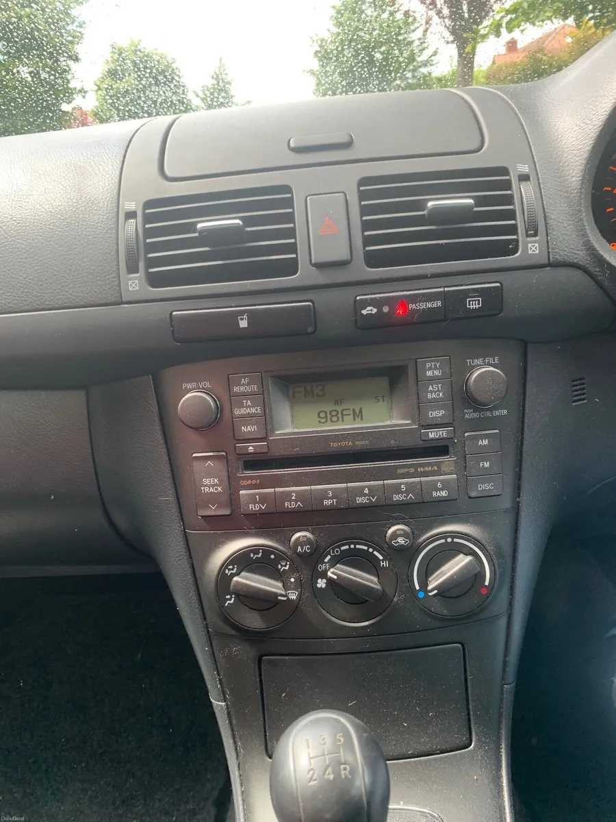 Toyota Avensis 2008 - Image 4