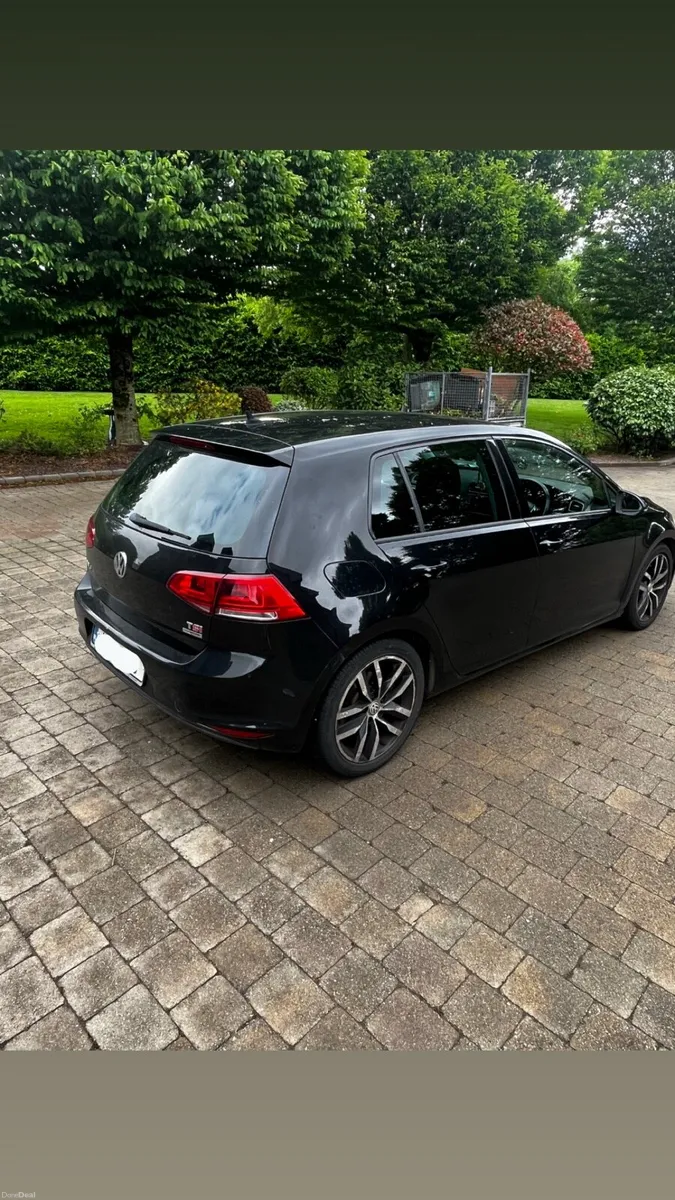 Volkswagen Golf - Image 4
