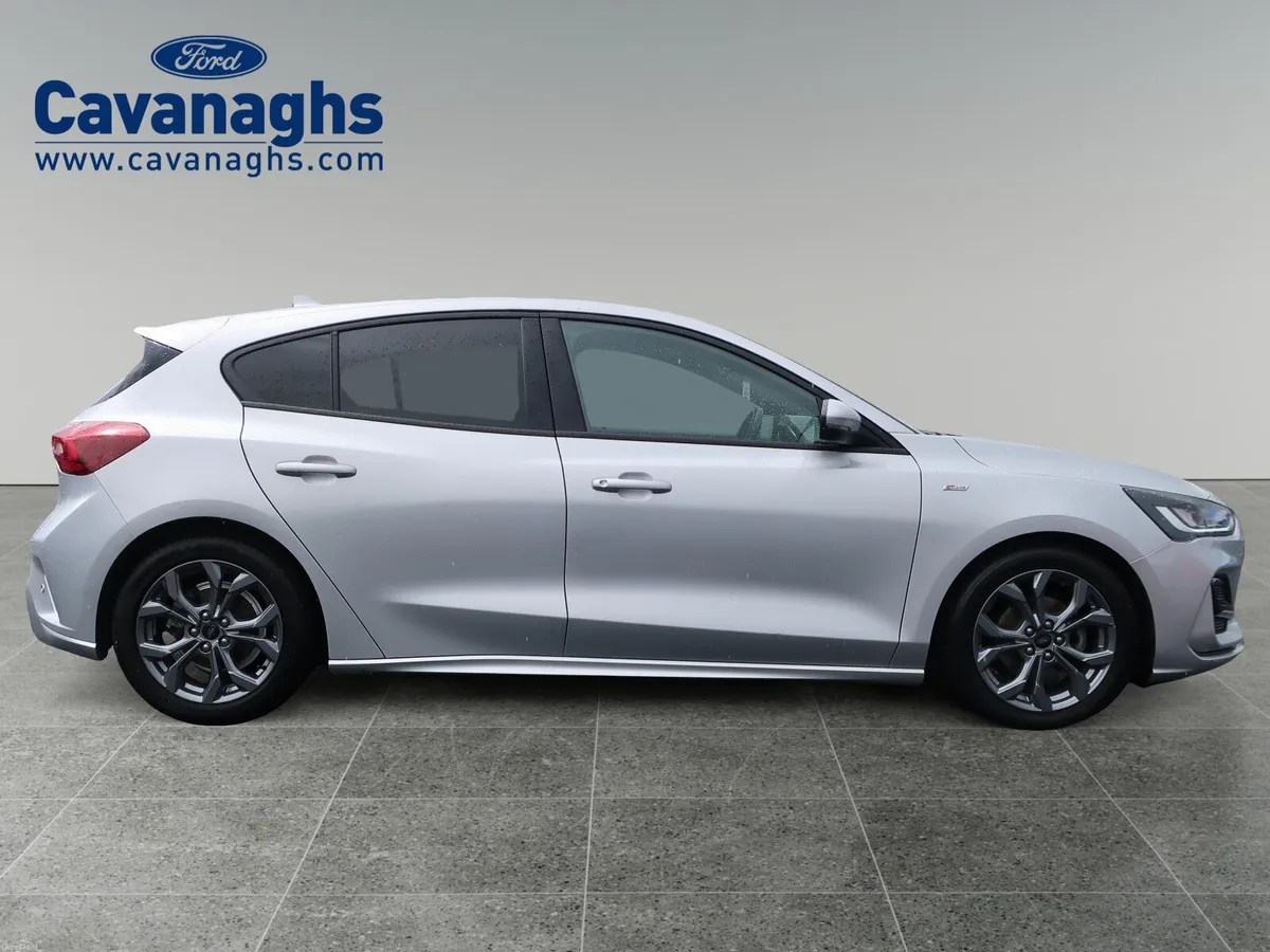 2023 Ford Focus St-line 5d 1.5td 115PS - Image 3