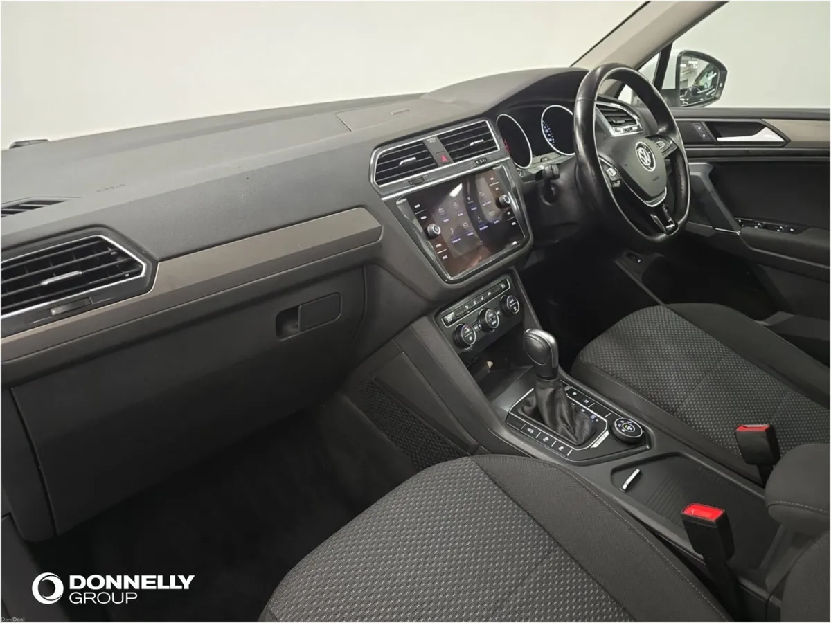 Volkswagen Tiguan Allspace Diesel Estate Match - Image 2