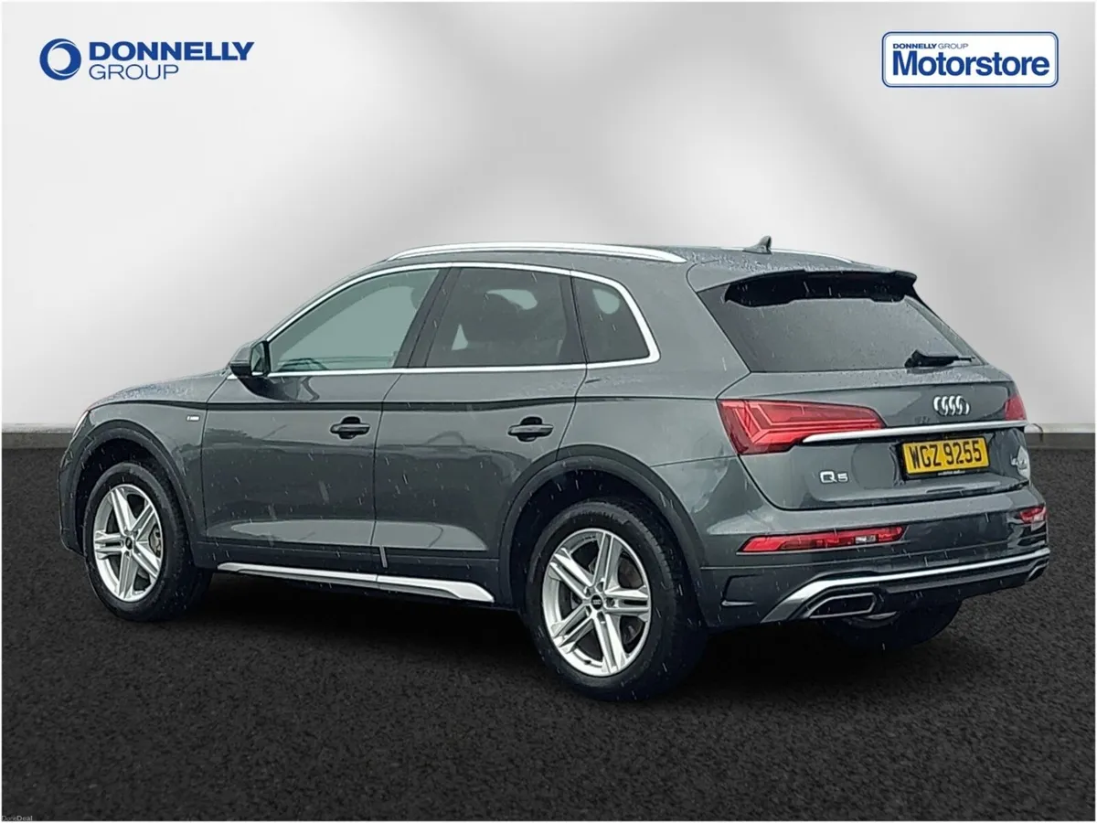 Audi Q5 Estate S Line - Image 2