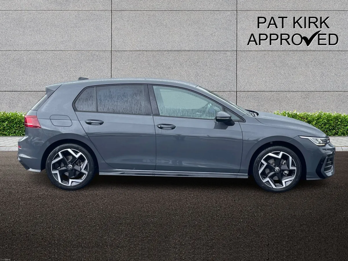 Volkswagen Golf Hatchback R-Line - Image 3