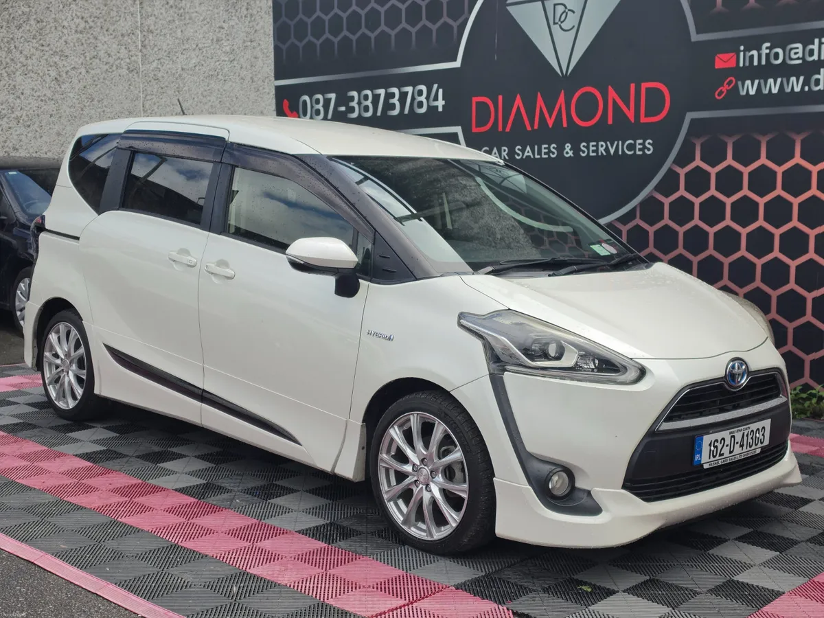 162 TOYOTA SIENTA new NCT 04/2028 - Image 1