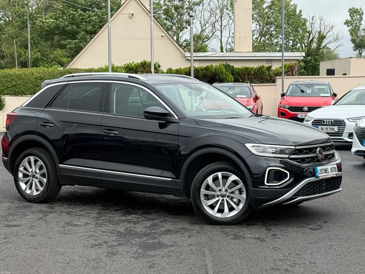 231 VW T-ROC STYLE 2.0 DIESEL AUTOMATIC - Image 2