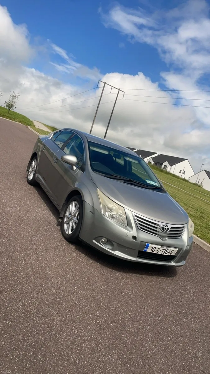 2010 Toyota Avensis - Image 3