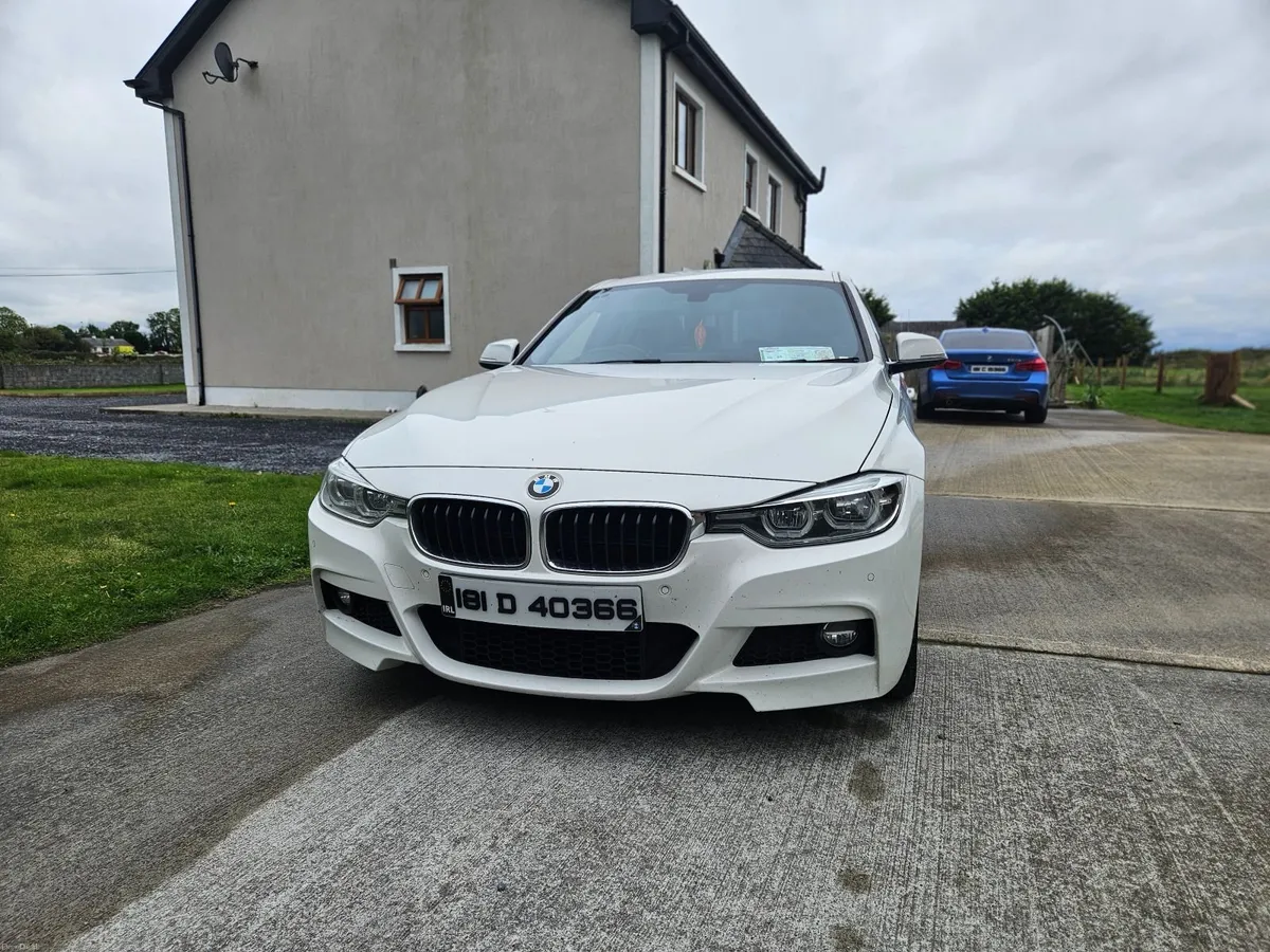 BMW 3-Series 2018 - Image 2