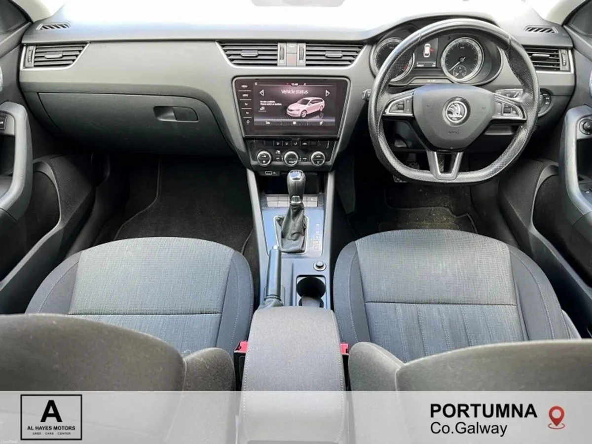 Skoda Octavia AUTOMATIC COMBI STYLE 2.0TDI 150HP - Image 2