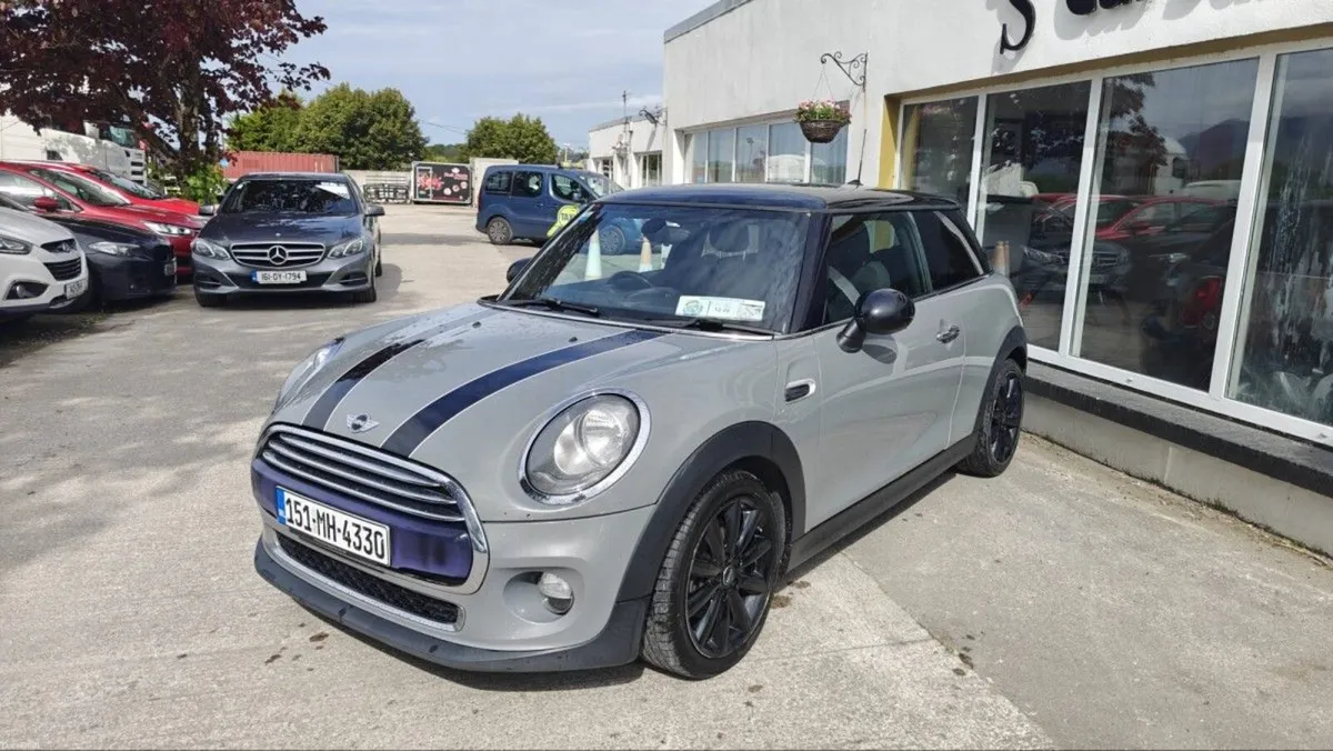 Mini Cooper Cooper D - Image 3
