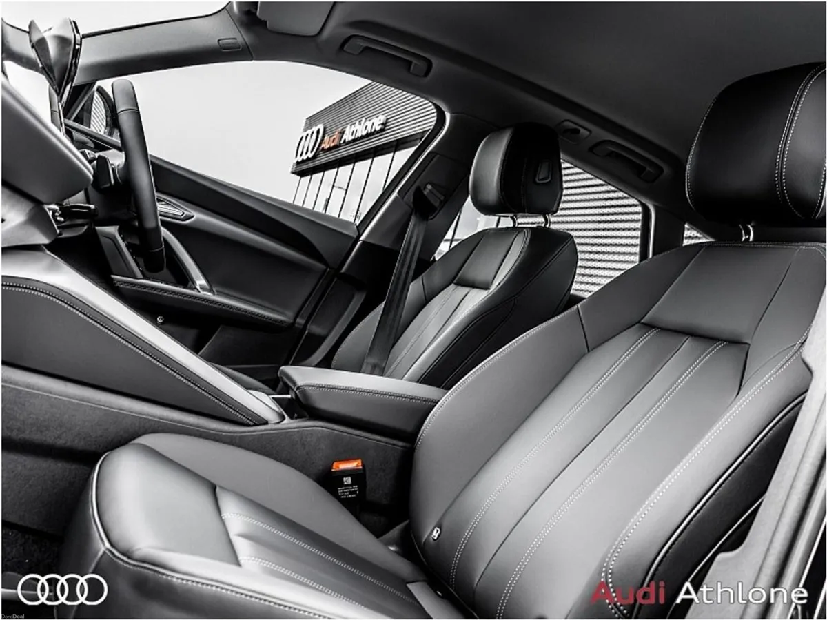 Audi Q5 2.0TFSIe 295BHP quattro SE S-Tronic - IN S - Image 4