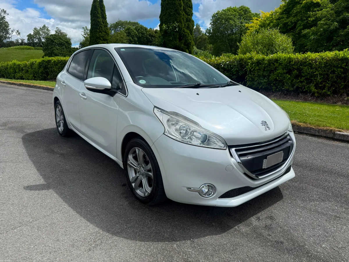 PEUGEOT 208 1.2 AUTO 2014 - Image 3