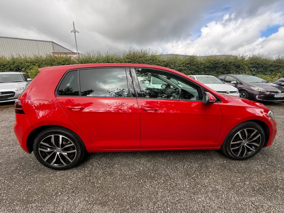 Volkswagen Golf 1.4 auto low milege!!! - Image 6