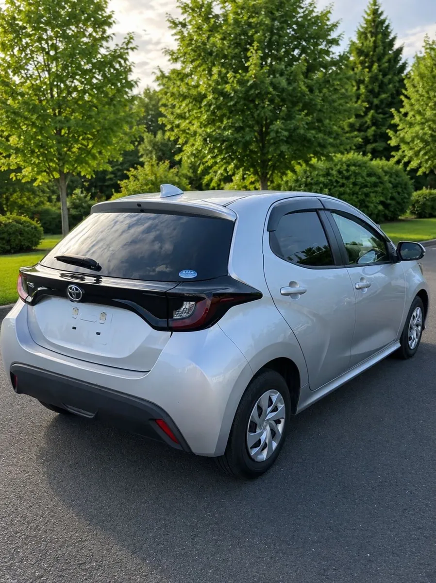 Toyota Yaris 2020/12  REG 202 - Image 3
