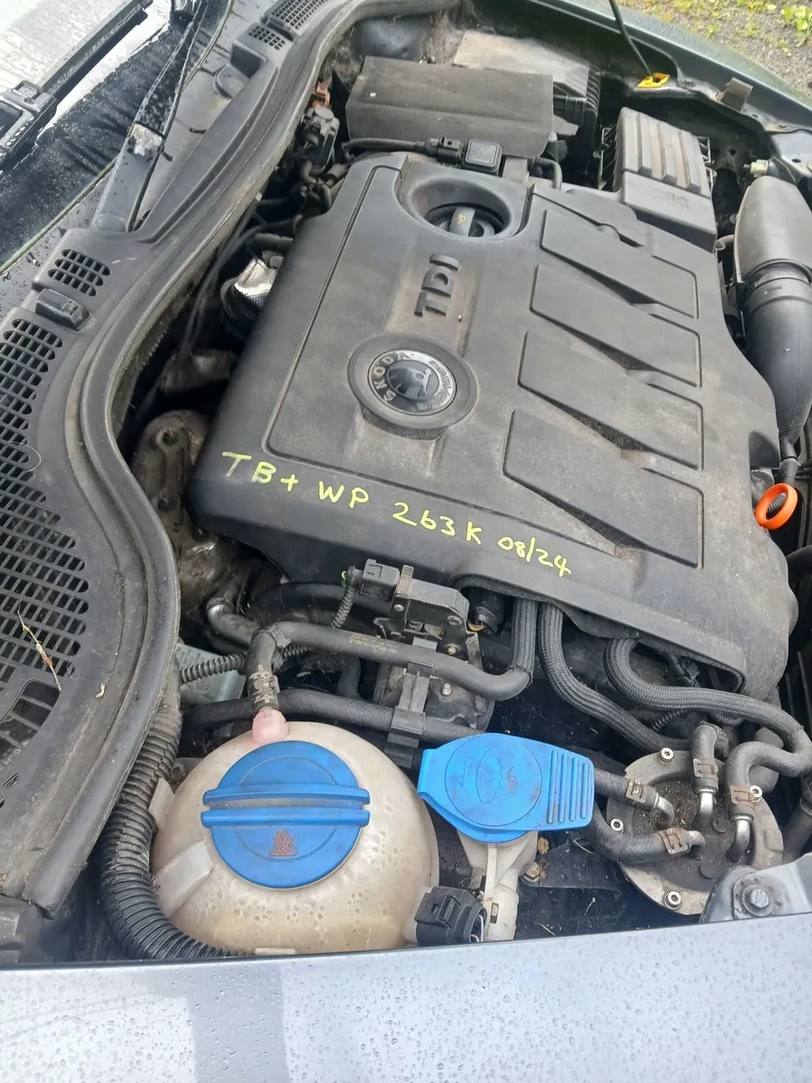 Skoda Octavia 2010 1.6 TDi - Image 2