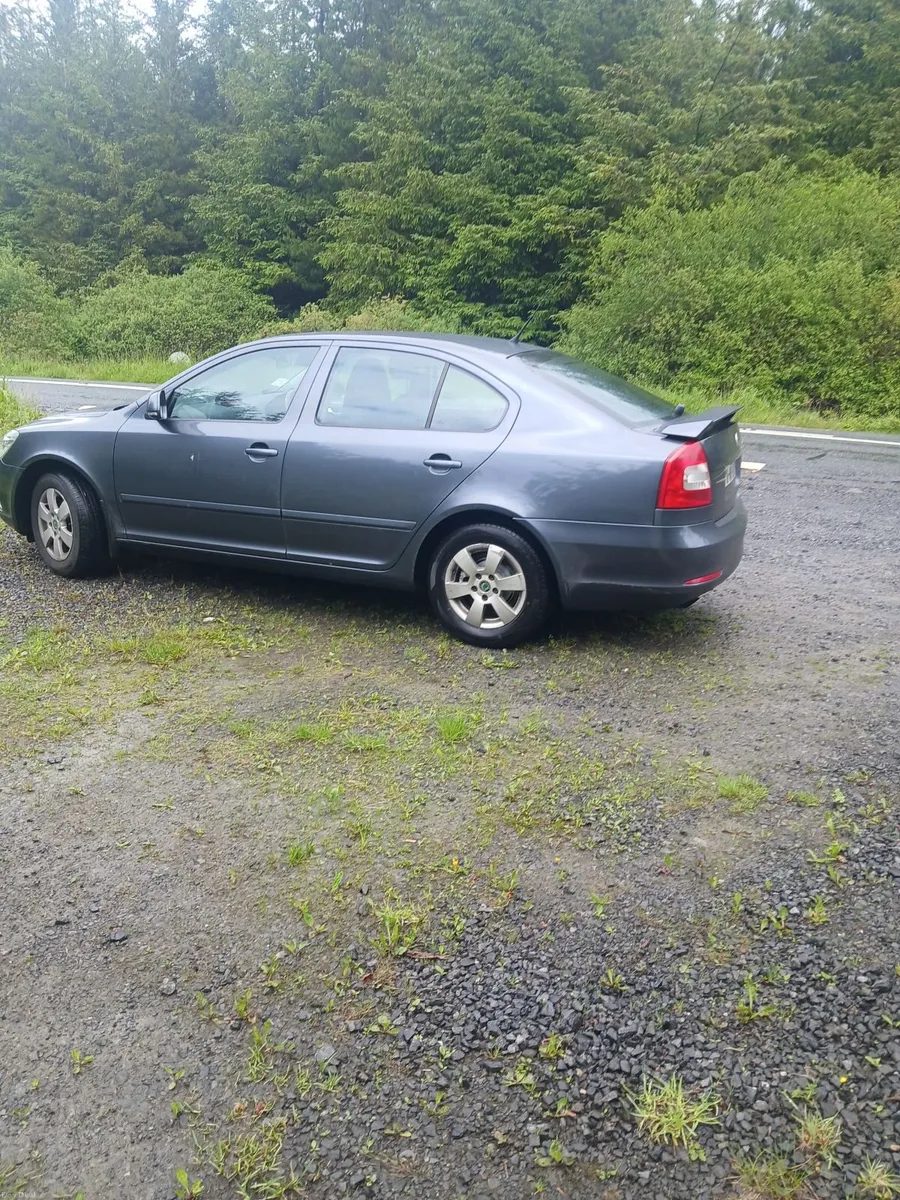 Skoda Octavia 2010 1.6 TDi - Image 1