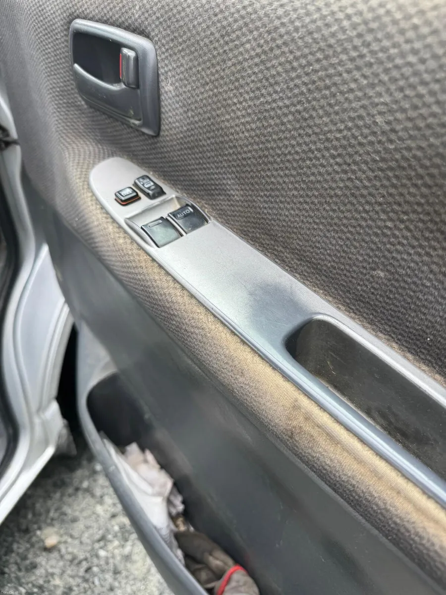2010 Toyota Hiace For Sale #Low Mileage# - Image 4