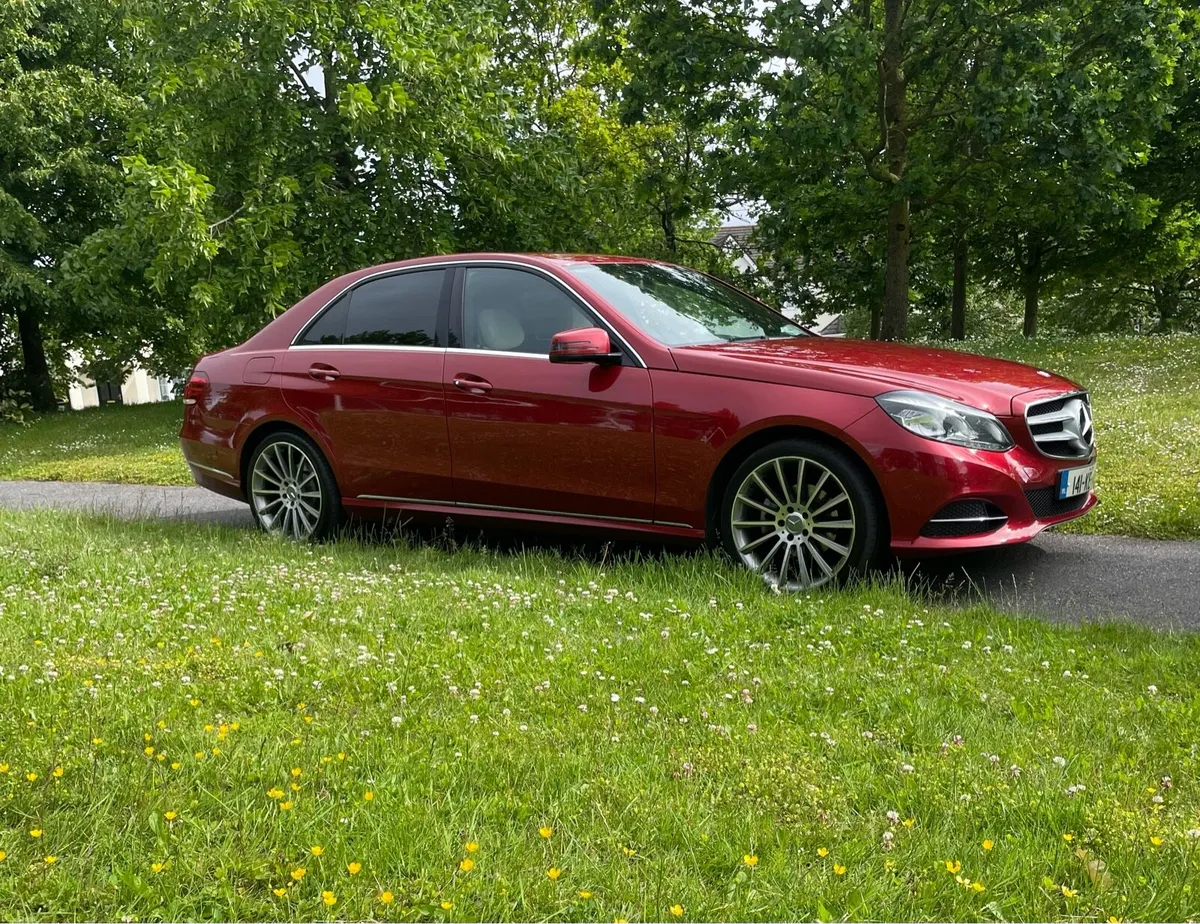 Mercedes E220 - Image 4