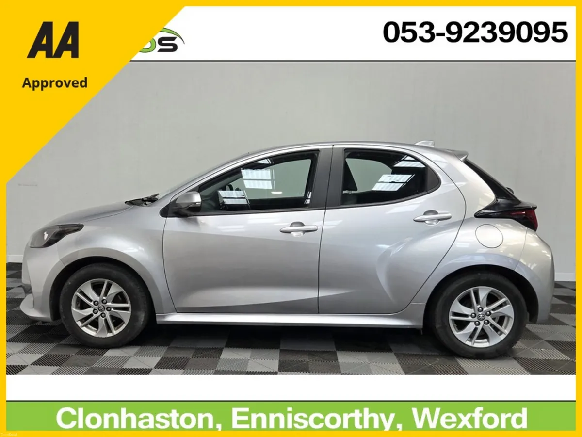 Toyota Yaris 2022 1.0 LUNA - Image 3