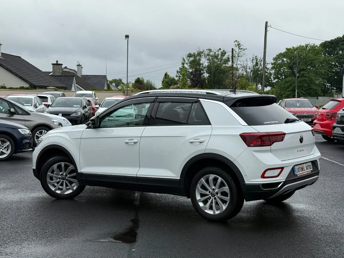 241 VW T-ROC STYLE 150 BHP 1.5 PETROL AUTOMATIC - Image 3