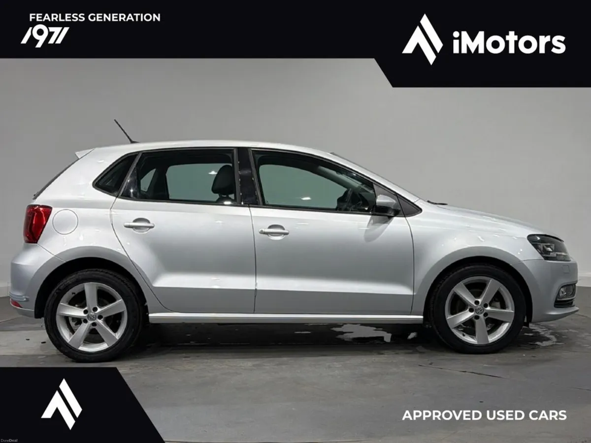 Volkswagen Polo HEATED SEATS LOW MILEAGE AUTOMATIC - Image 2