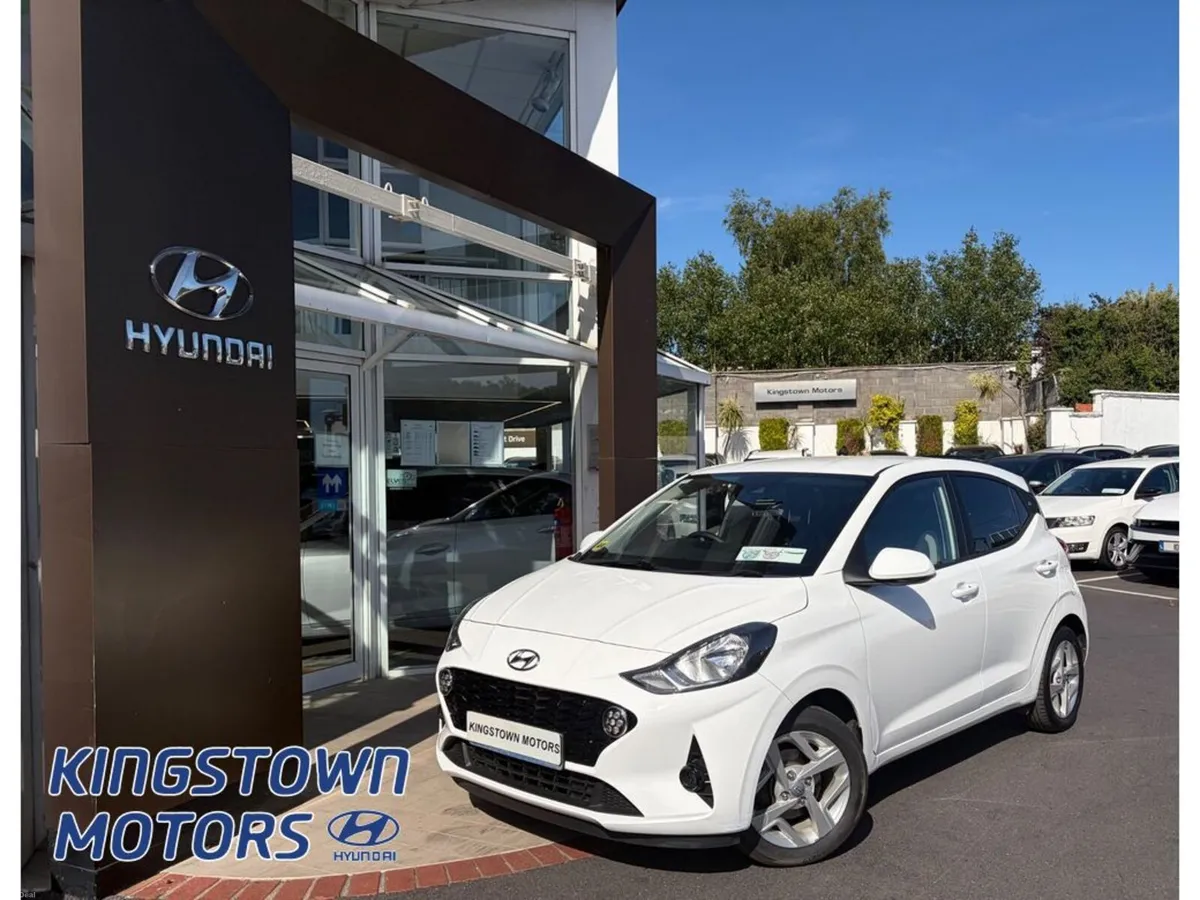 Hyundai i10 Deluxe 5DR - Image 1